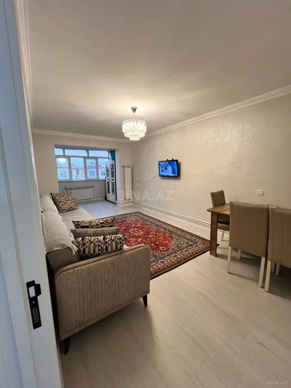 Satılır 3 otaqlı mənzil 70 m²