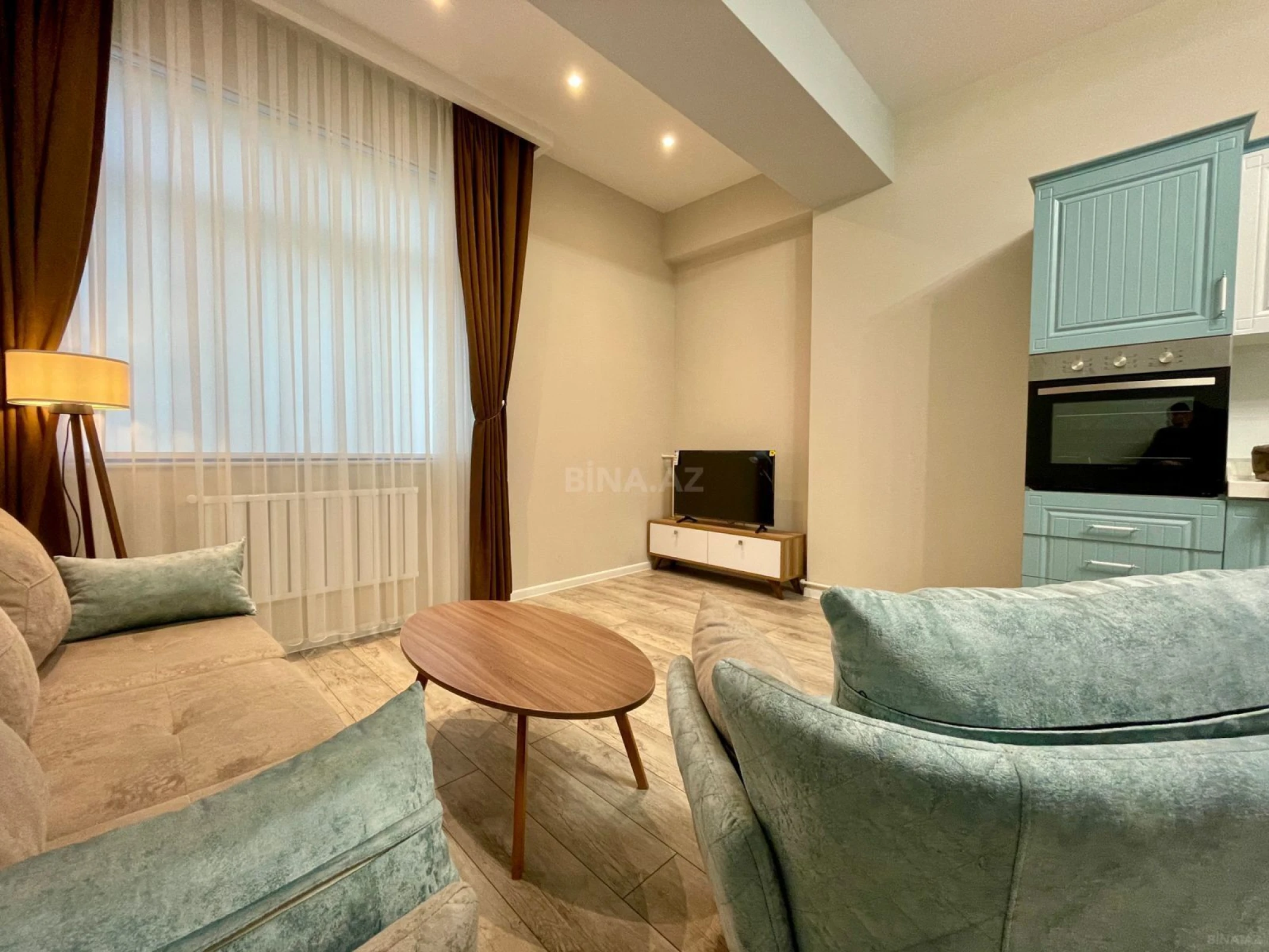 Kirayə verilir 2 otaqlı mənzil 65 m²