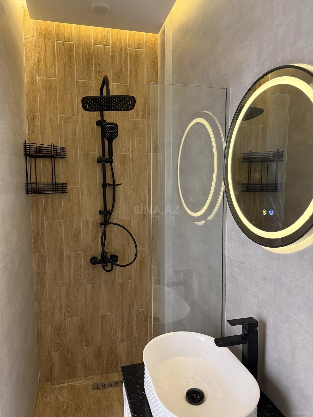 Satılır 3 otaqlı mənzil 68.5 m²