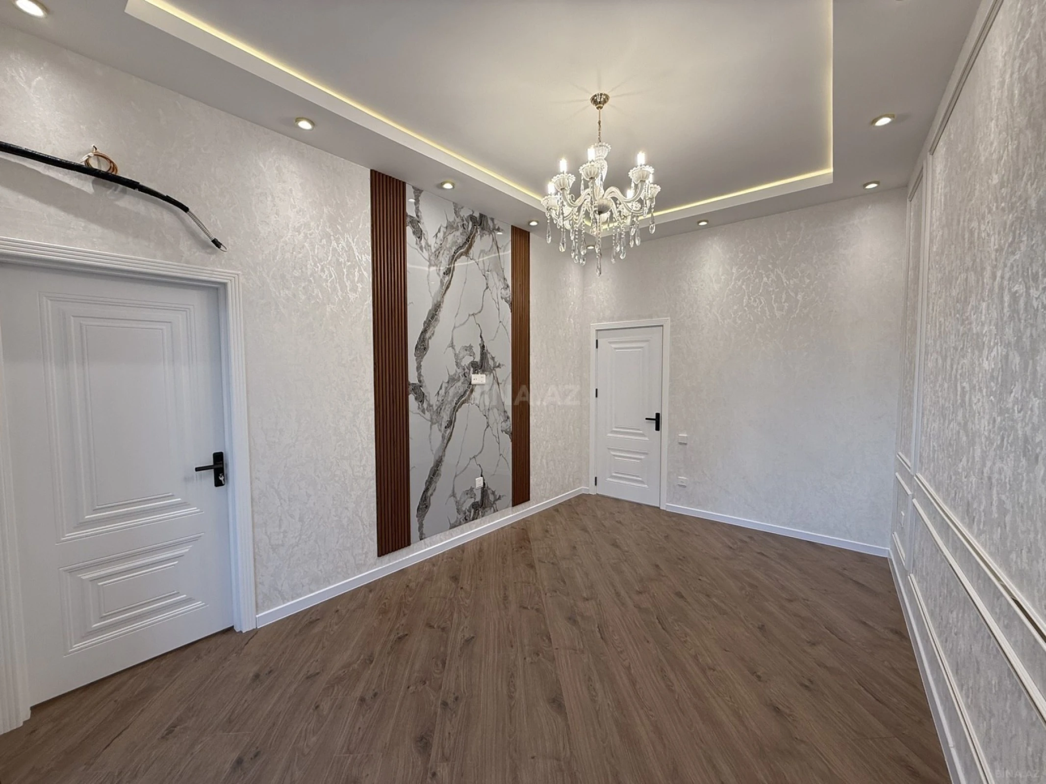 Satılır 3 otaqlı mənzil 68.5 m²
