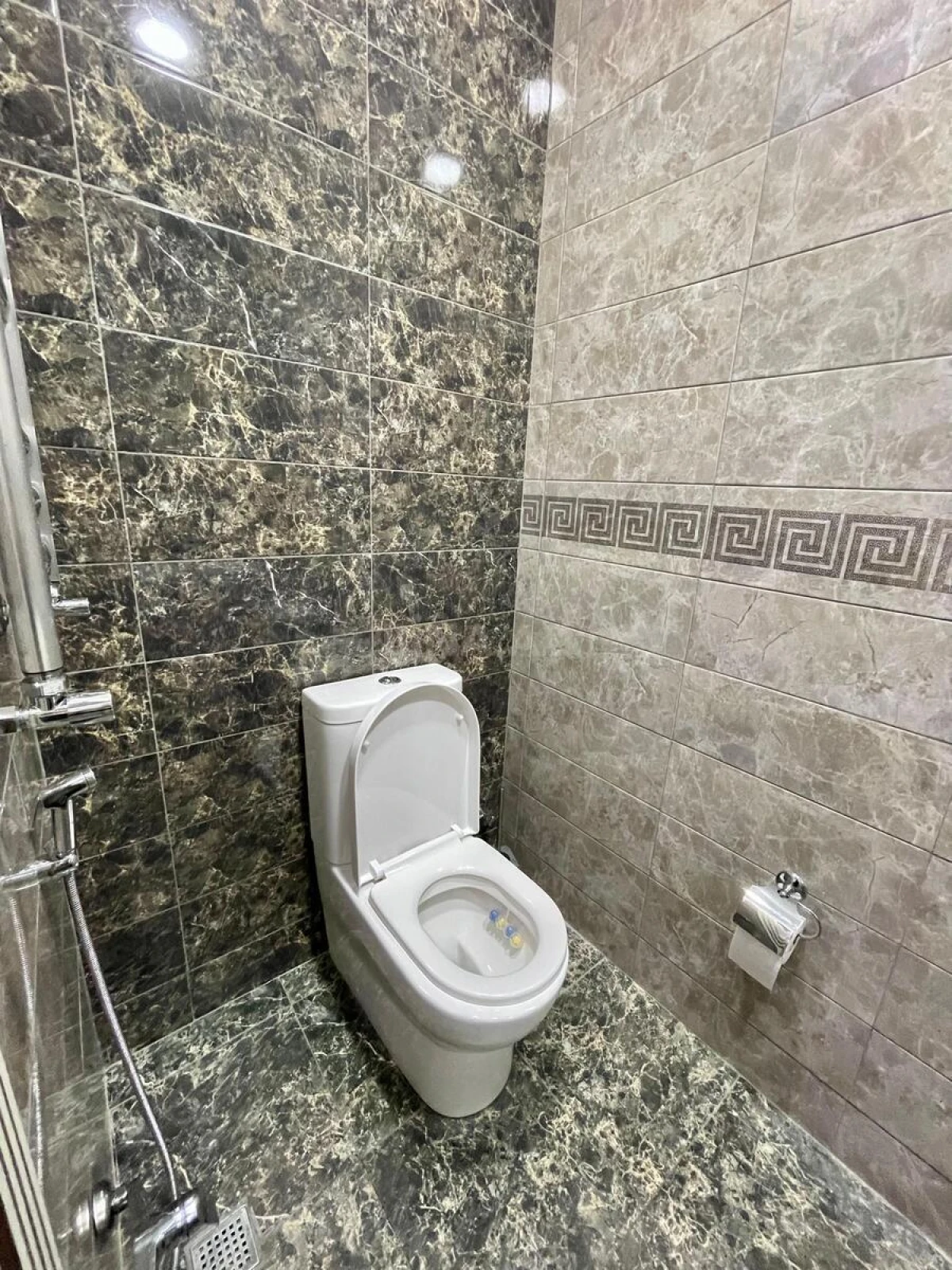 Kirayə verilir 3 otaqlı mənzil 127 m²