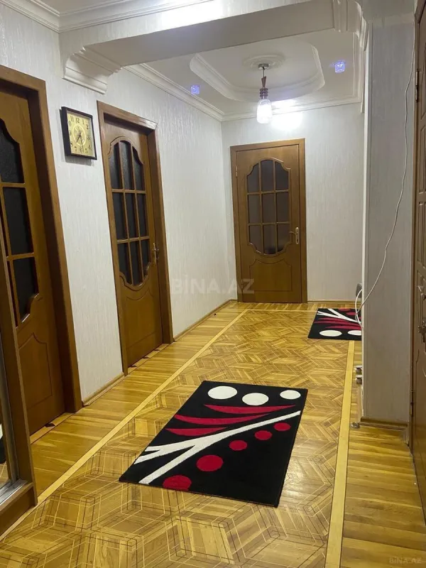 Satılır 2 otaqlı mənzil 95 m²