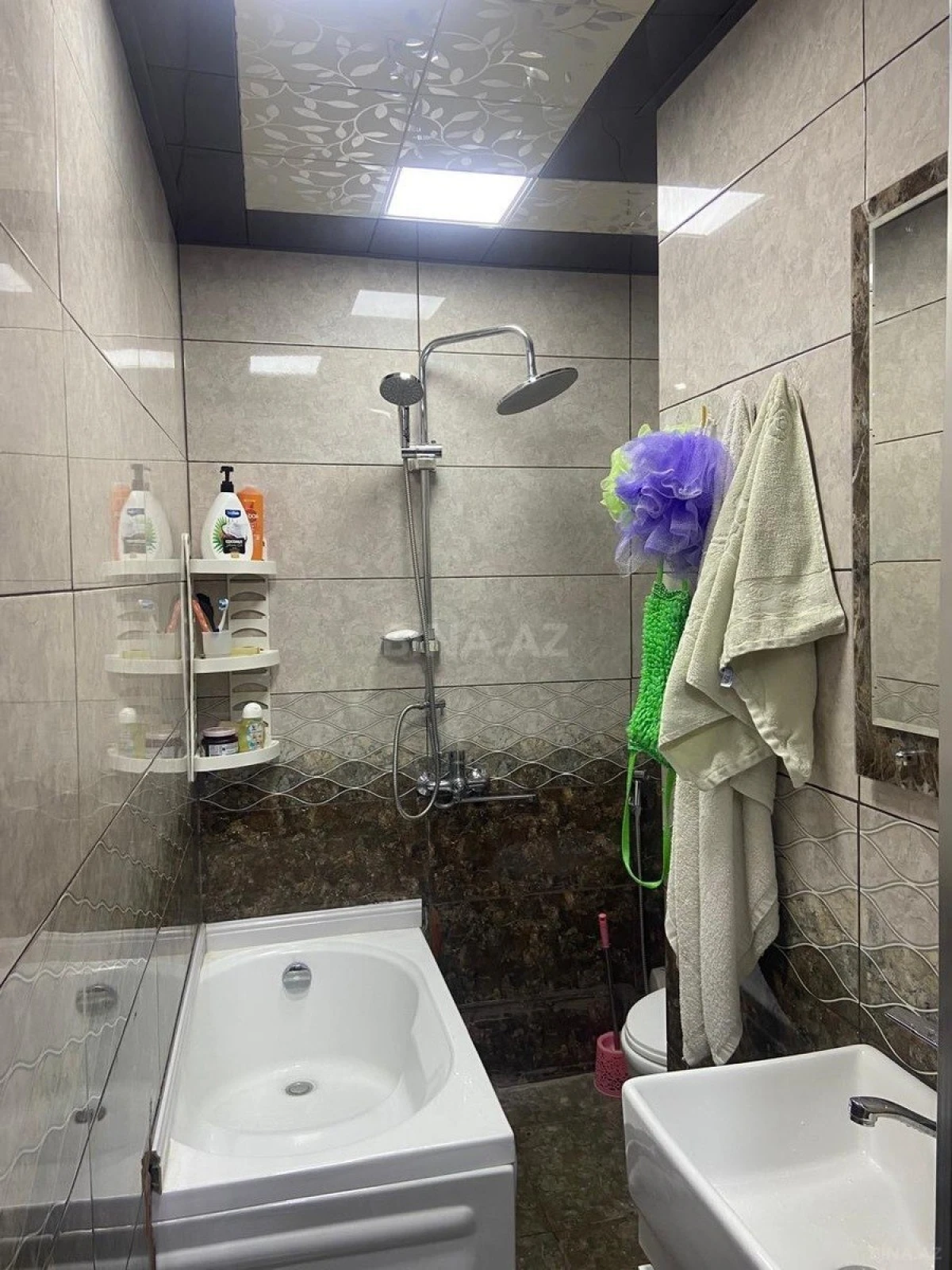 Satılır 2 otaqlı mənzil 95 m²