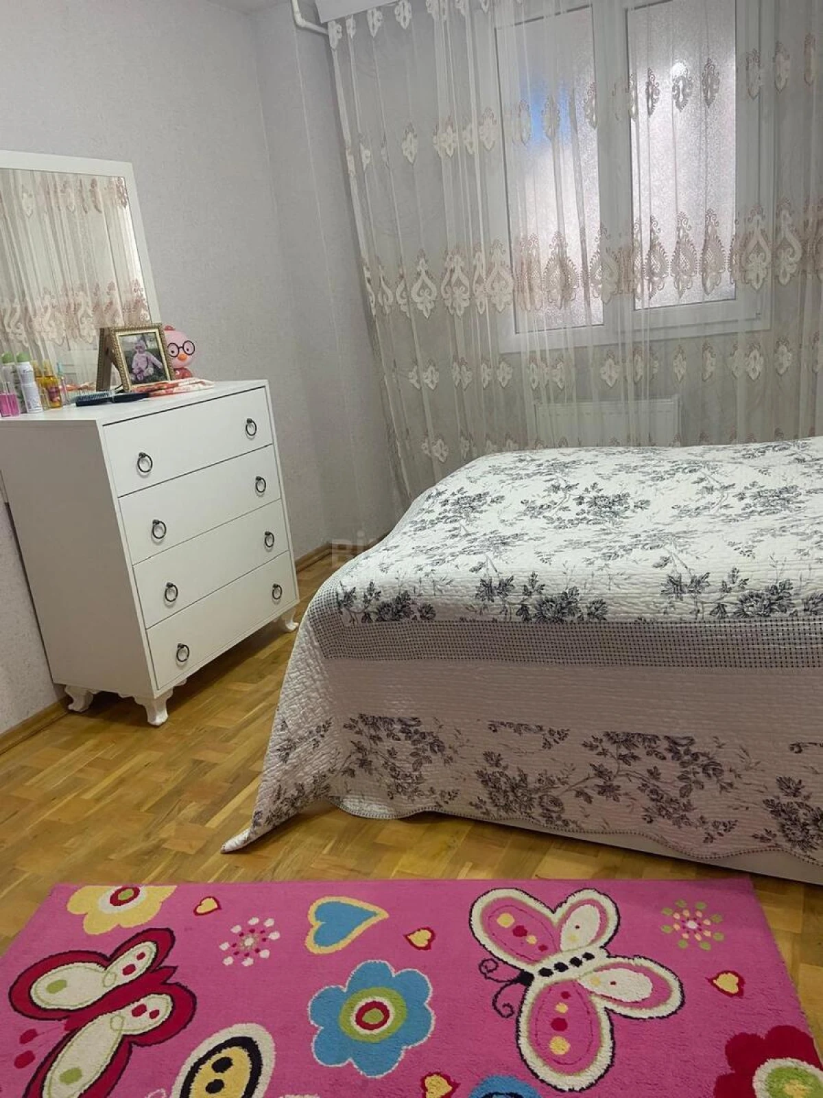 Satılır 2 otaqlı mənzil 95 m²