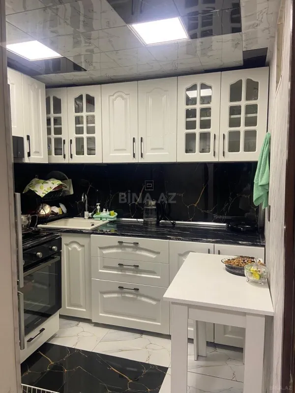 Satılır 2 otaqlı mənzil 95 m²