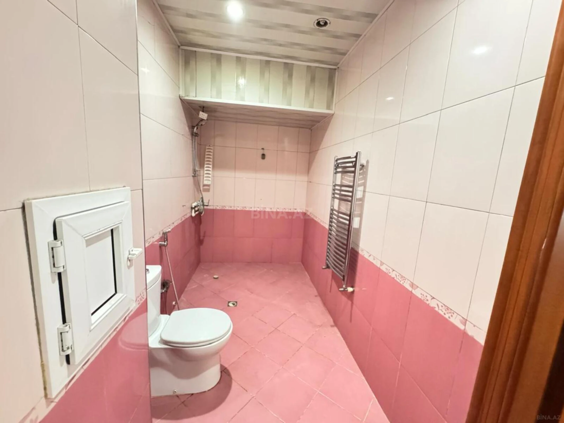 Satılır 2 otaqlı mənzil 94 m²