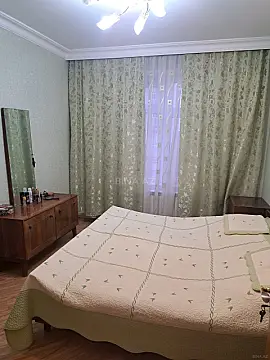 Satılır 4 otaqlı mənzil 80 m²