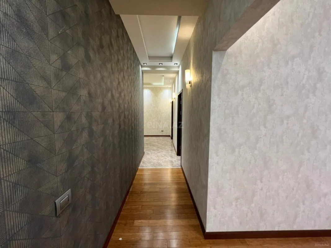 Kirayə verilir 3 otaqlı mənzil 150 m²