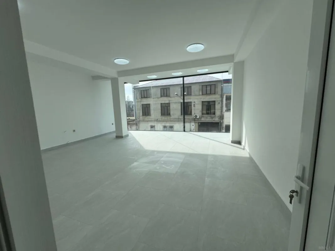 Kirayə verilir obyekt 350 m²