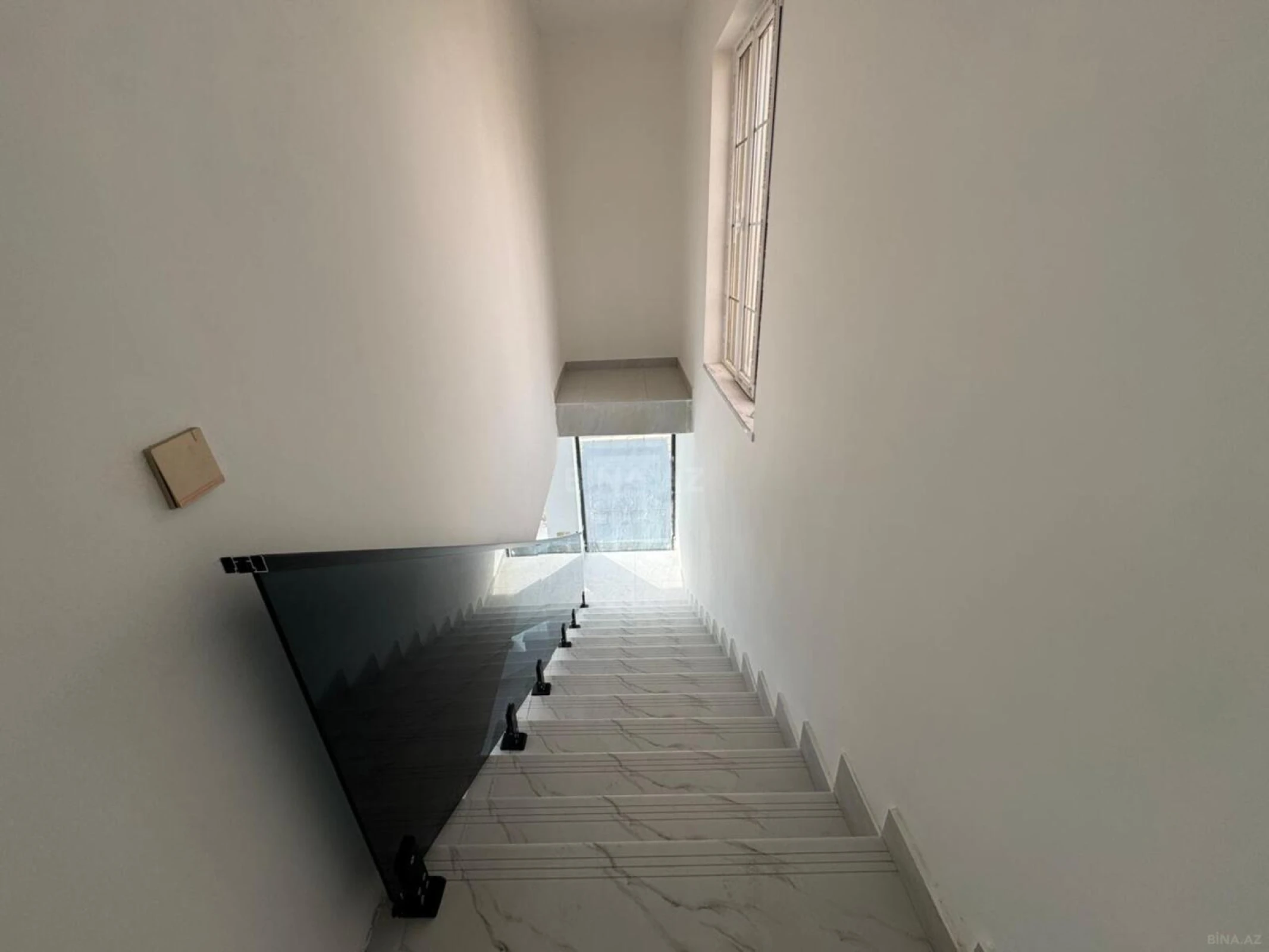 Kirayə verilir obyekt 350 m²