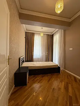 Kirayə verilir 3 otaqlı mənzil 101 m² — Bakı 3 otaq 101.00 m²