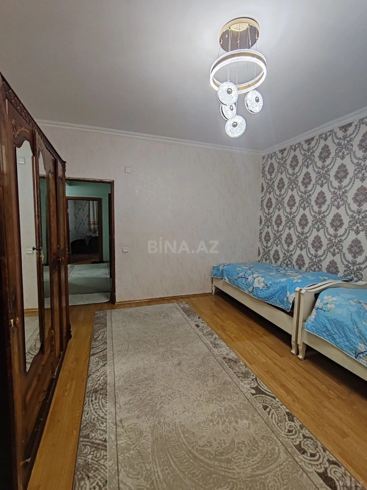 Satılır 2 otaqlı mənzil 85 m²