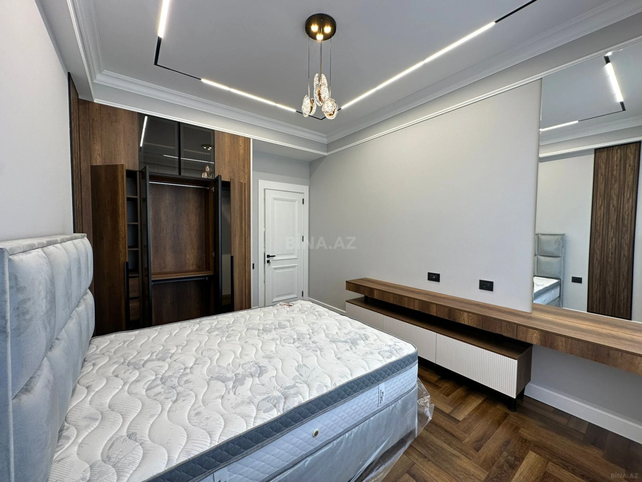 Kirayə verilir 2 otaqlı mənzil 65 m²