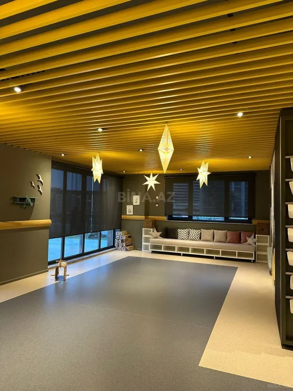 Kirayə verilir 2 otaqlı mənzil 65 m²