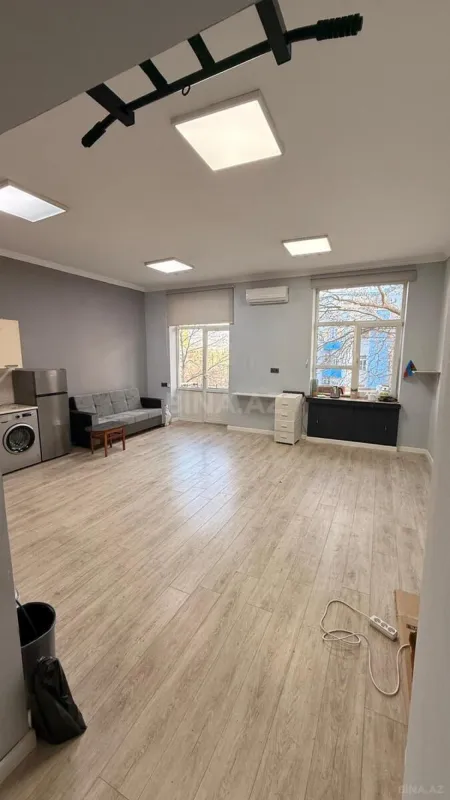 Satılır 1 otaqlı mənzil 45 m²