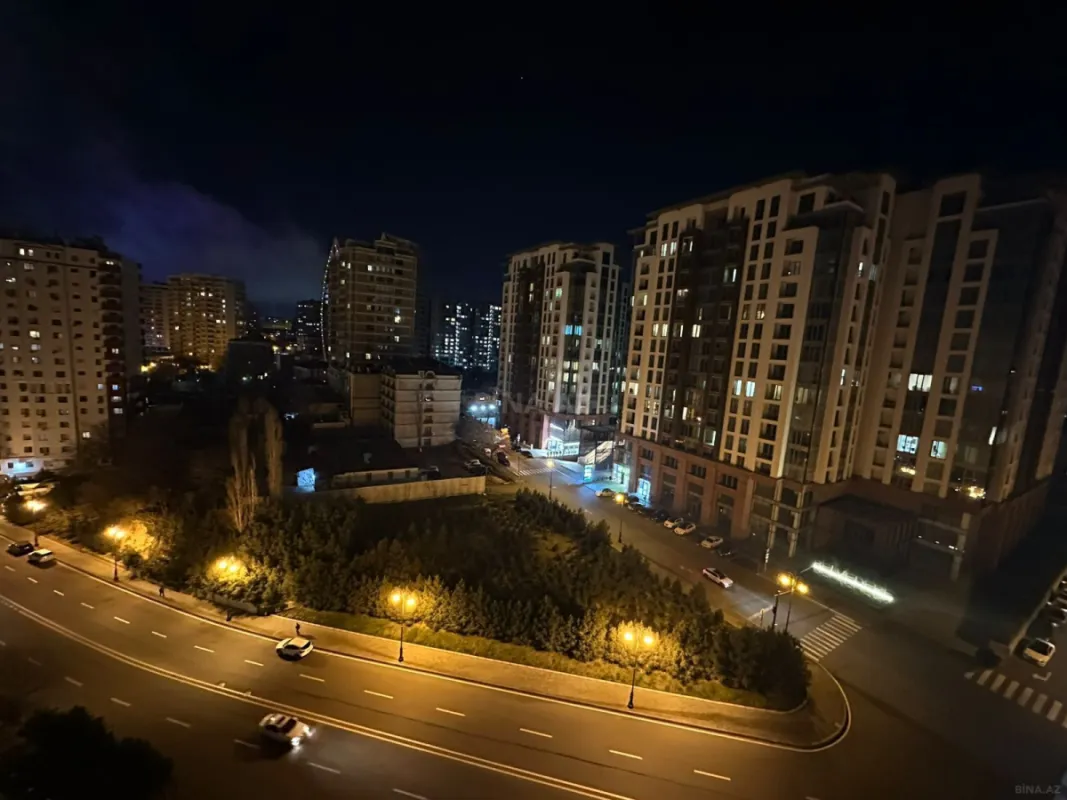 Satılır 3 otaqlı mənzil 105 m²