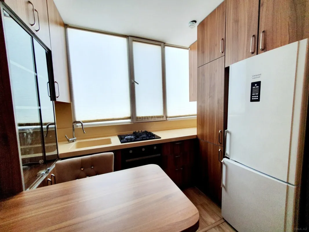 Kirayə verilir 2 otaqlı mənzil 55 m²