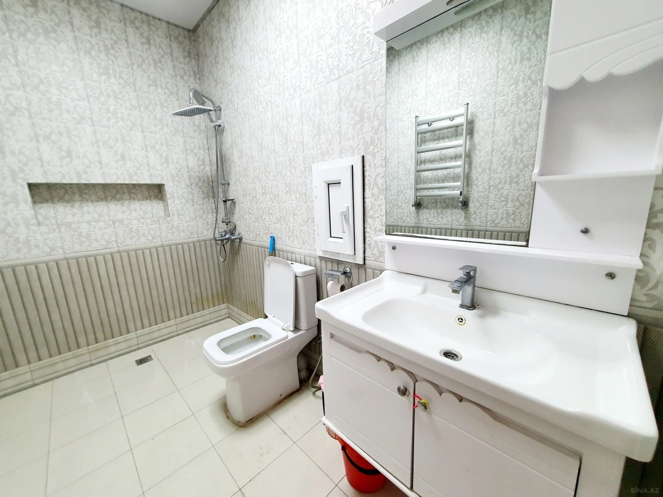 Kirayə verilir 2 otaqlı mənzil 55 m²