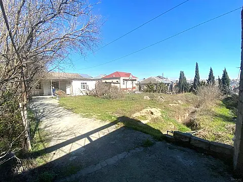 Satılır 4 otaqlı həyət evi 75 m²