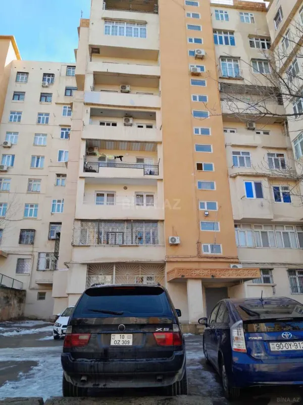 Satılır 2 otaqlı mənzil 71 m²