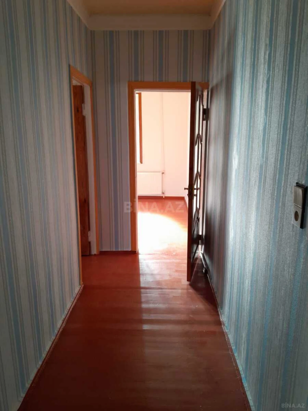 Satılır 2 otaqlı mənzil 71 m²