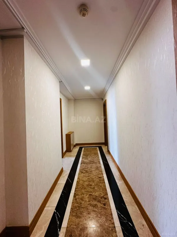 Kirayə verilir 5 otaqlı mənzil 250 m²