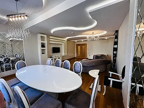 Kirayə verilir 5 otaqlı mənzil 250 m²