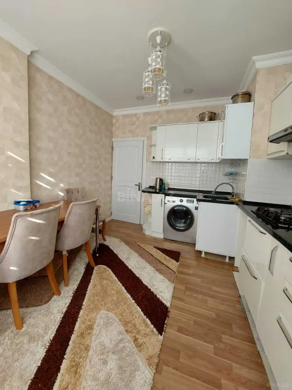 Satılır 3 otaqlı mənzil 113 m²