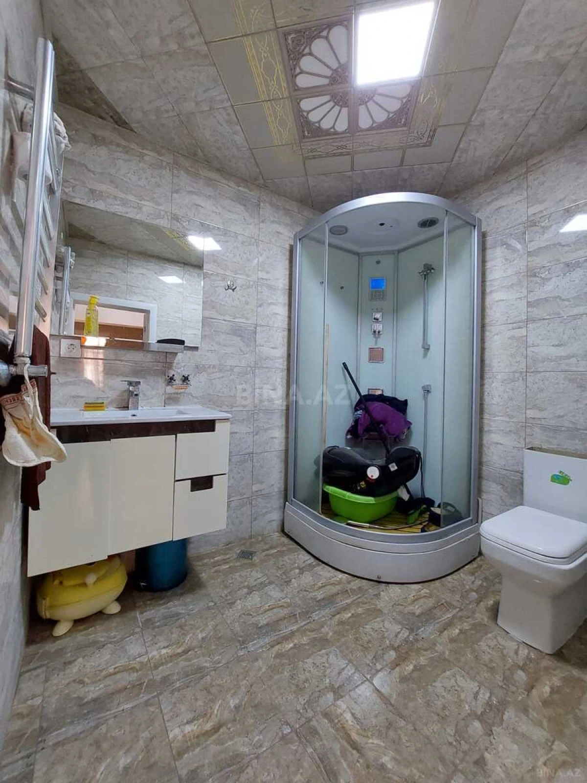 Satılır 3 otaqlı mənzil 113 m²