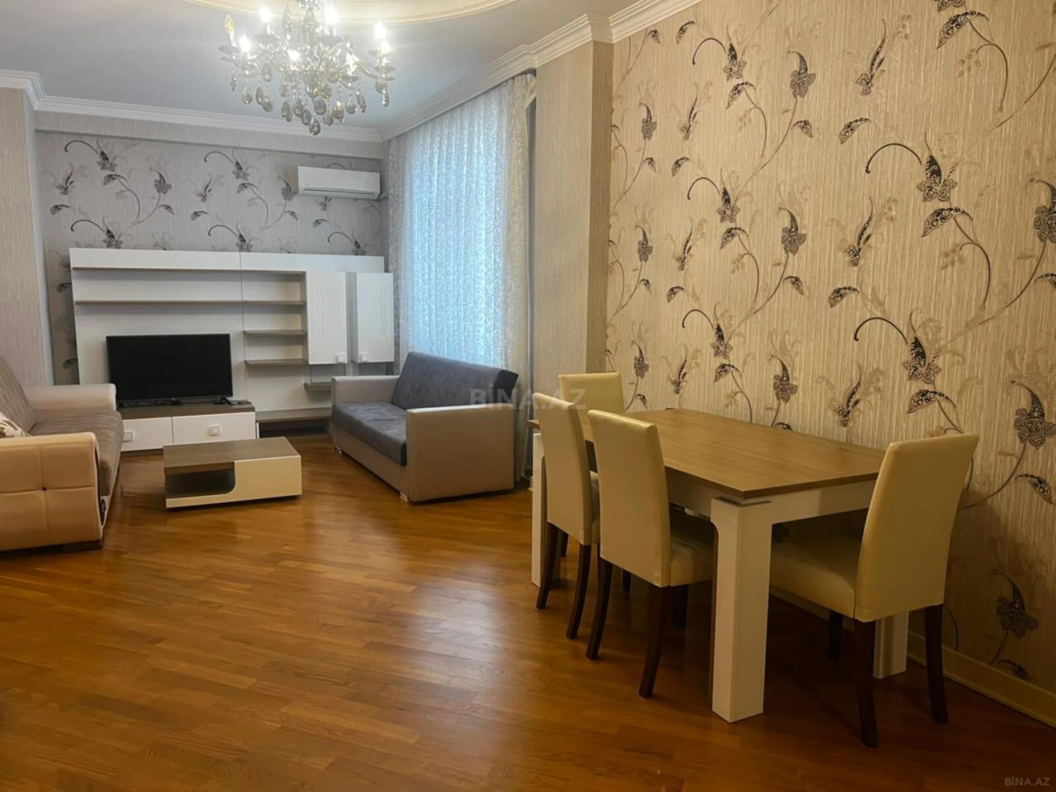 Kirayə verilir 3 otaqlı mənzil 125 m²