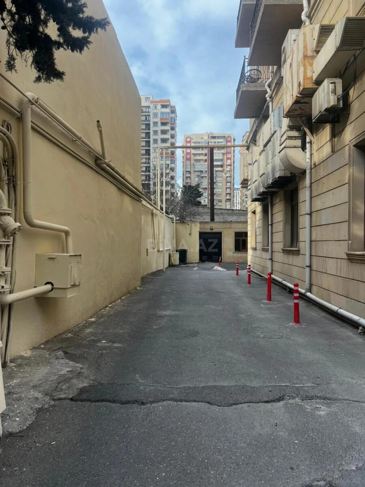Kirayə verilir 3 otaqlı mənzil 125 m²