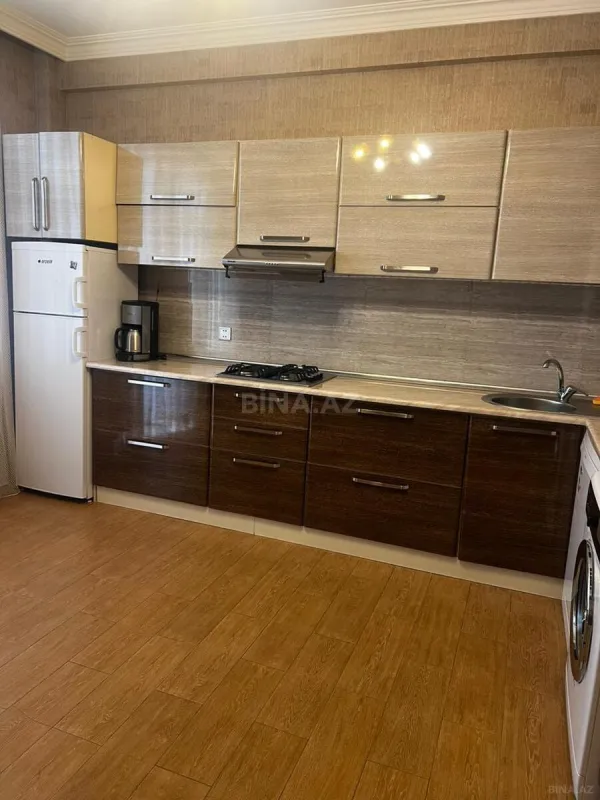 Kirayə verilir 3 otaqlı mənzil 125 m²