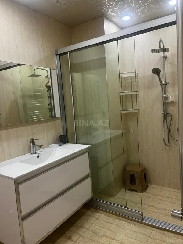 Kirayə verilir 3 otaqlı mənzil 125 m²