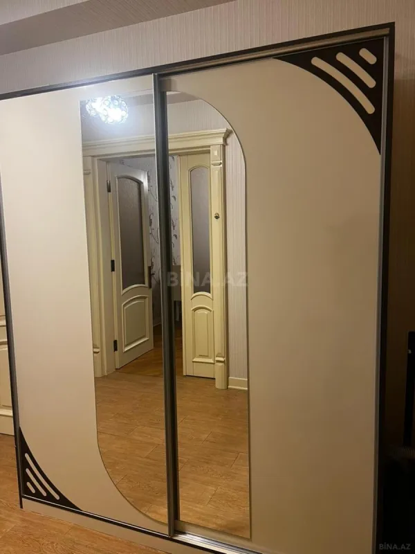 Kirayə verilir 3 otaqlı mənzil 125 m²