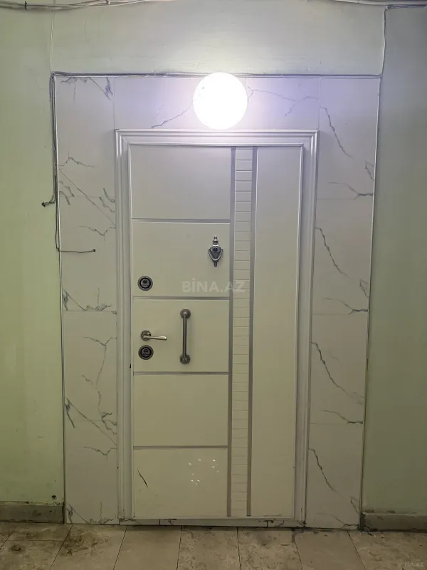 Satılır 3 otaqlı mənzil 122.1 m²