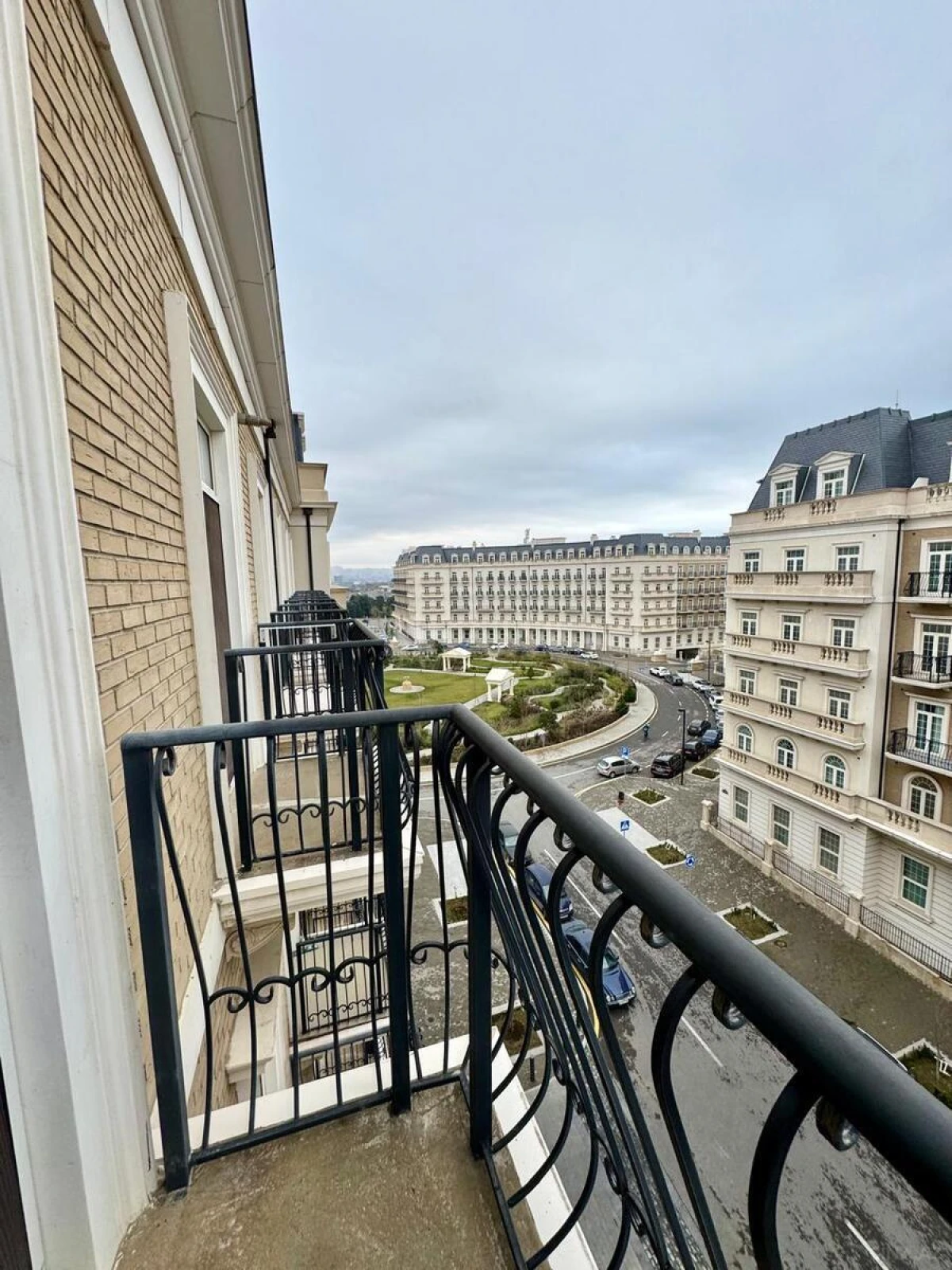 Kirayə verilir 2 otaqlı mənzil 65 m²