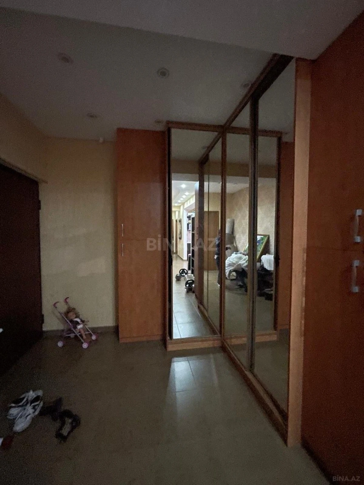 Kirayə verilir 3 otaqlı mənzil 100 m²