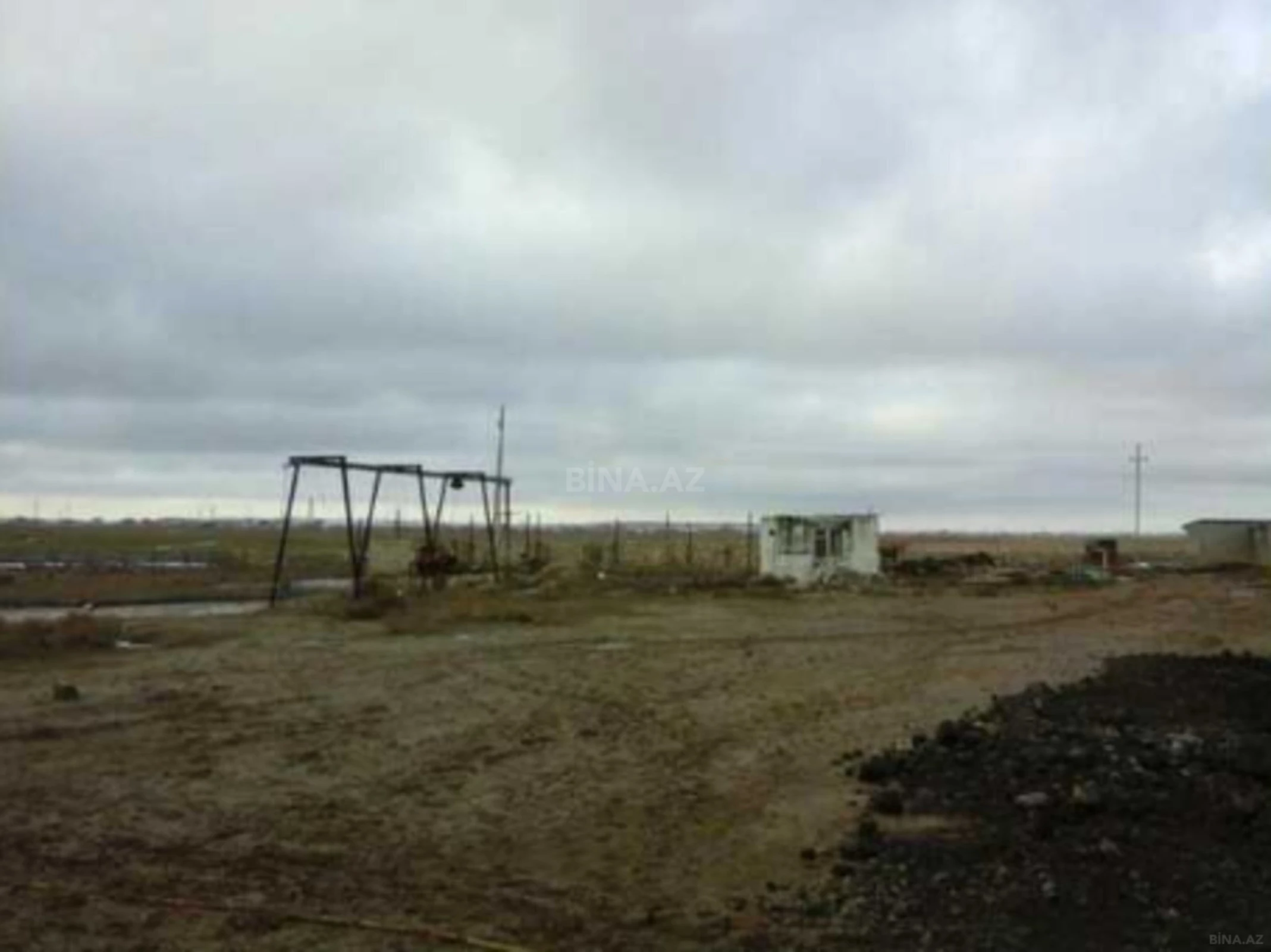 Satılır obyekt 135 m²