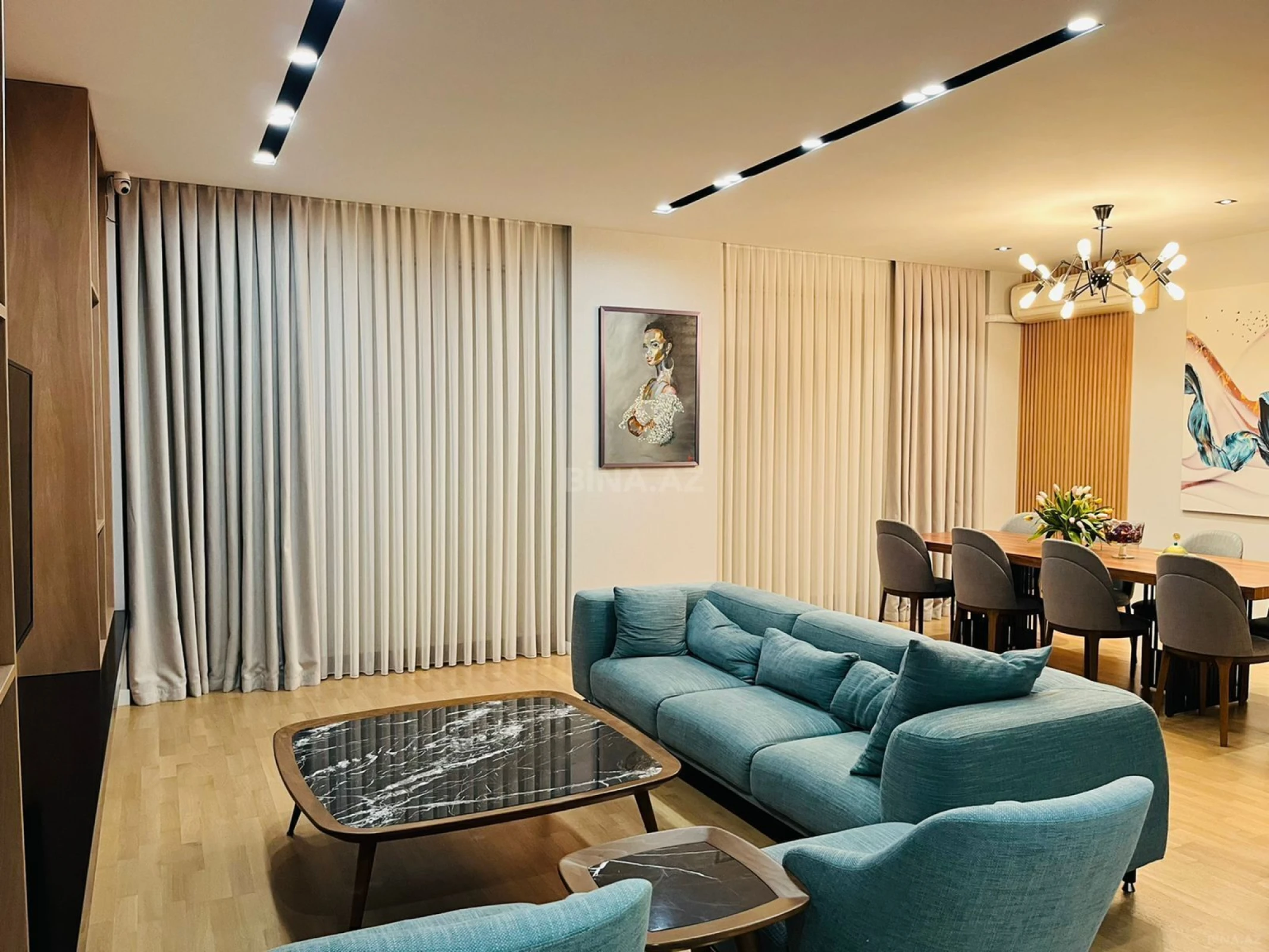 Satılır 3 otaqlı mənzil 150 m²