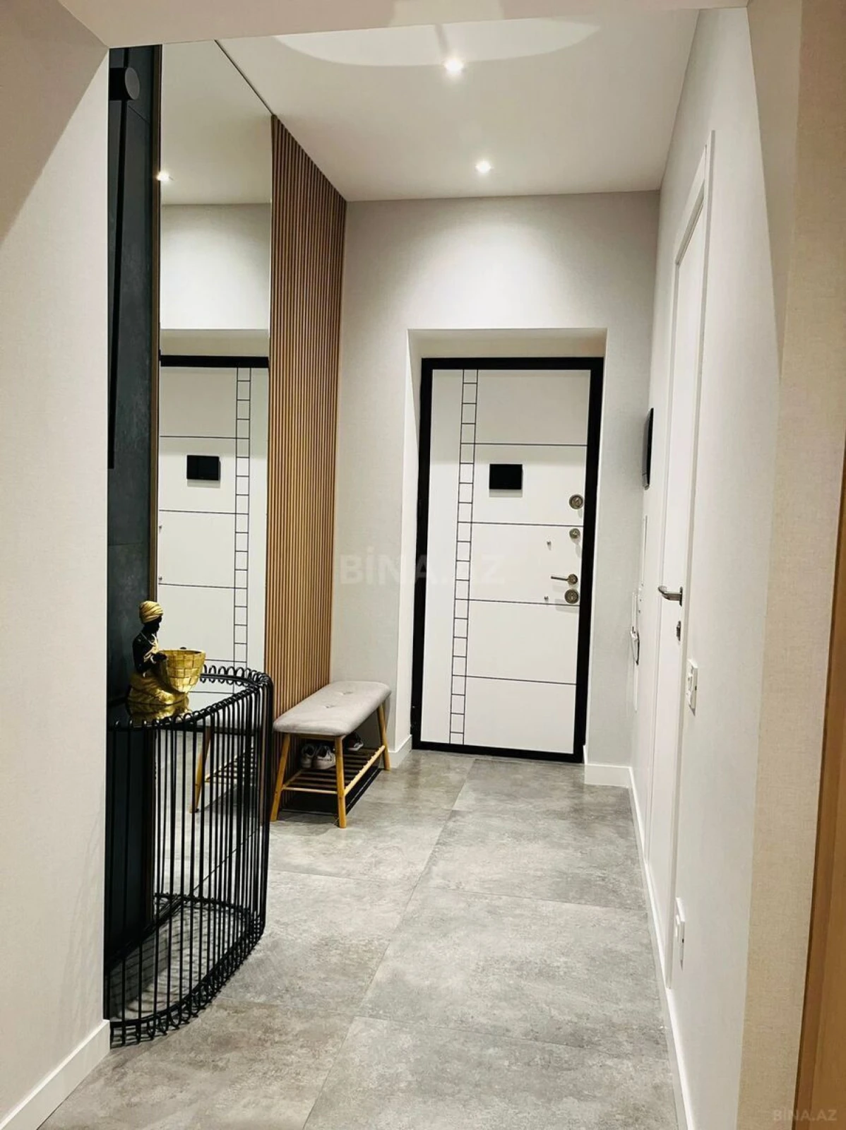 Satılır 3 otaqlı mənzil 150 m²