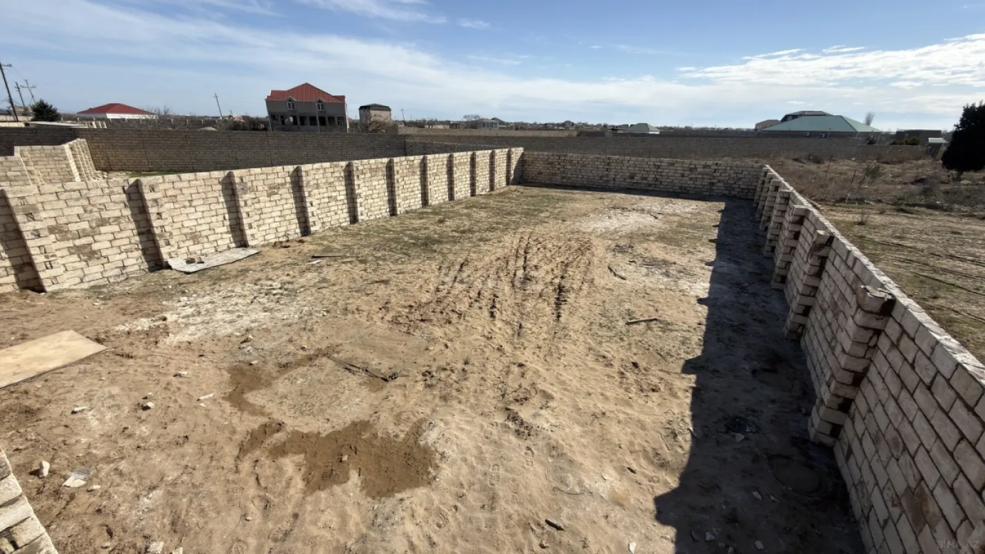 Satılır torpaq sahəsi 4 m²