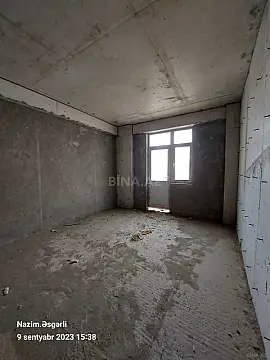 Satılır 4 otaqlı mənzil 180 m²