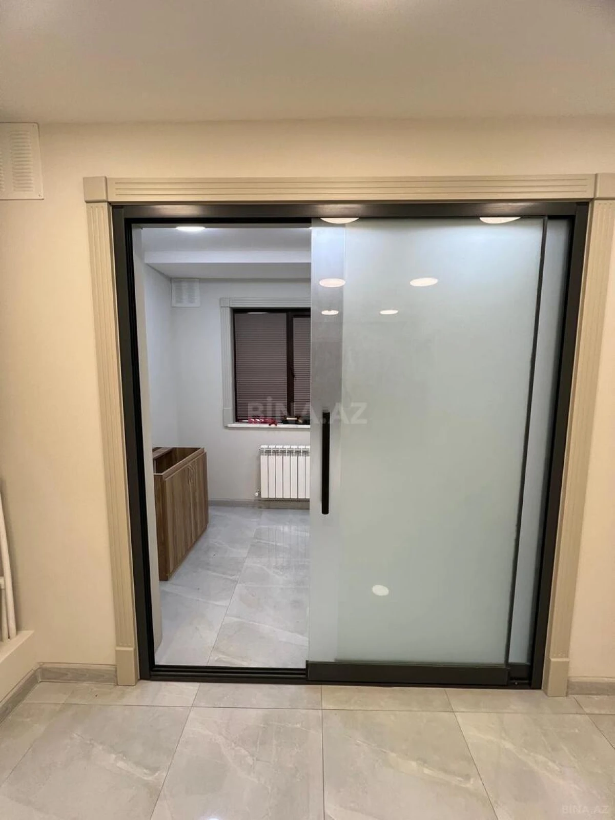 Kirayə verilir obyekt 100 m²