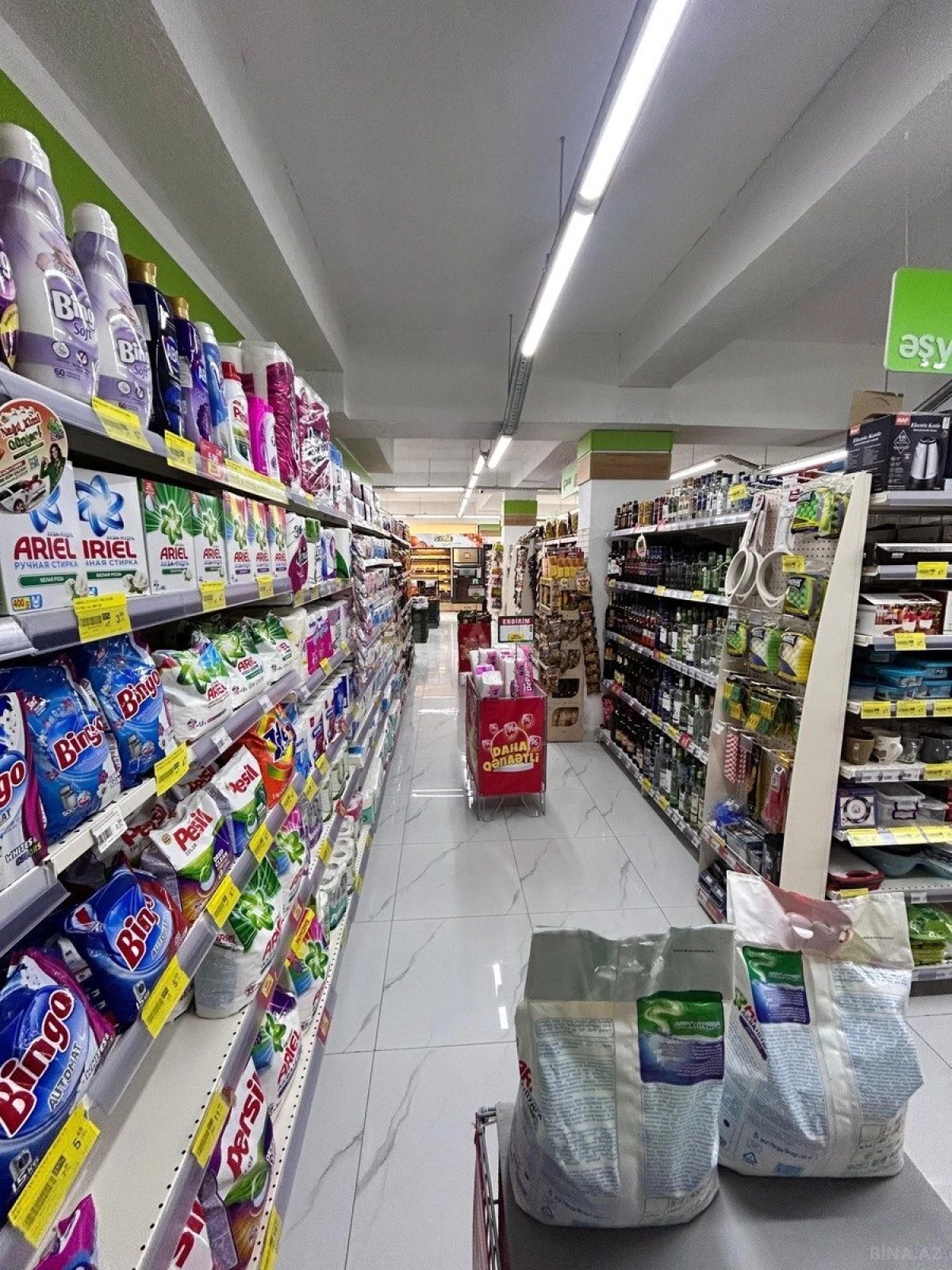 Satılır obyekt 430 m²