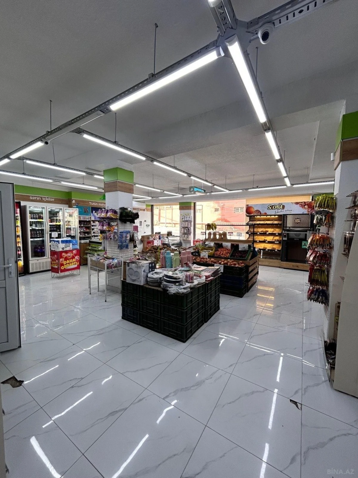 Satılır obyekt 430 m²