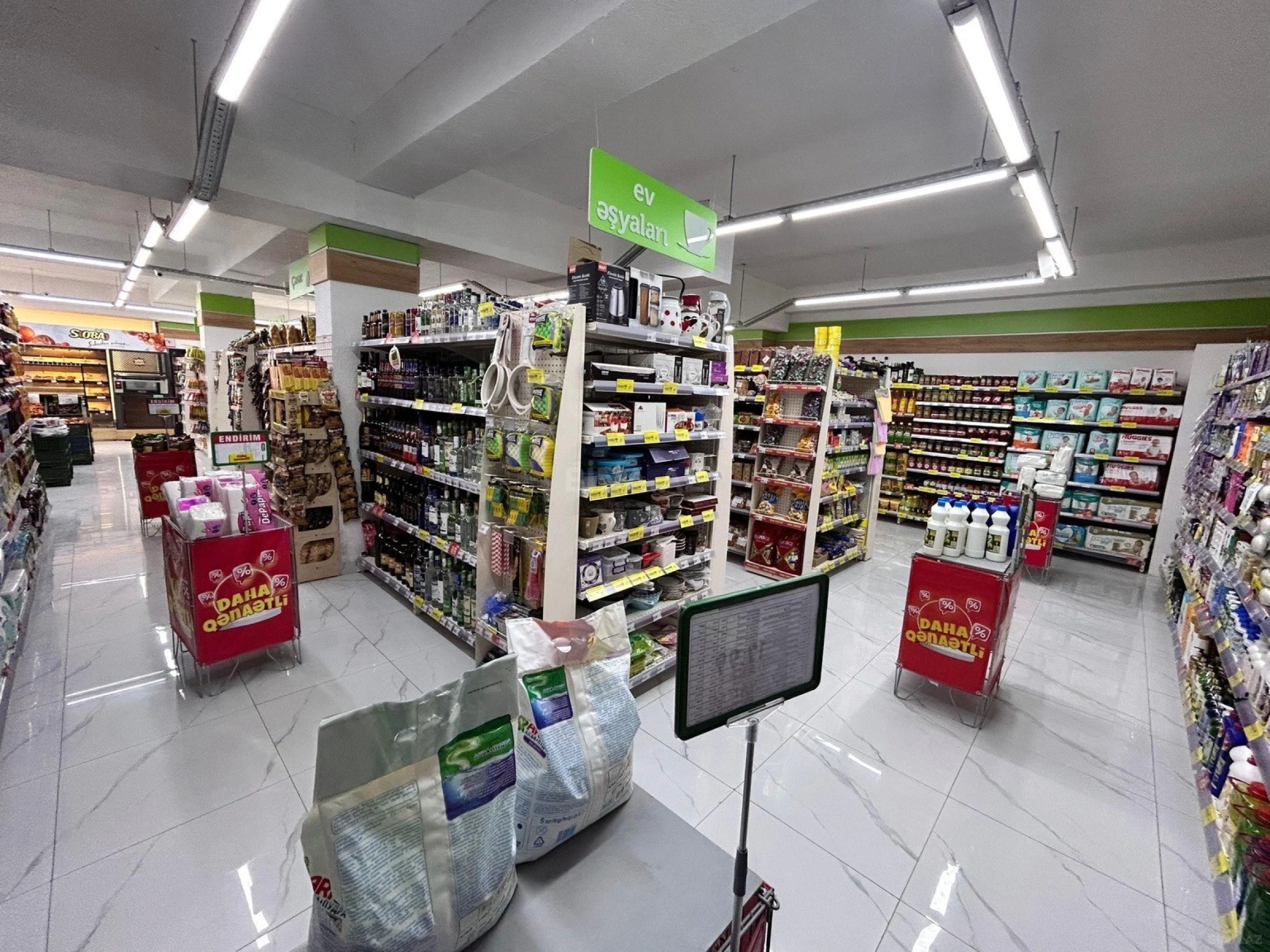 Satılır obyekt 430 m²