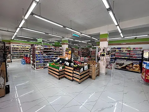 Satılır obyekt 430 m²