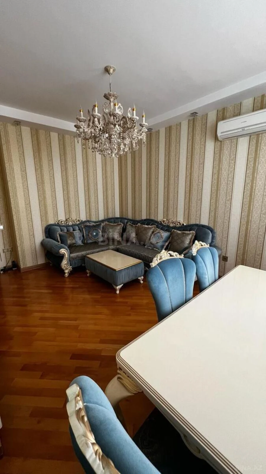 Kirayə verilir 3 otaqlı mənzil 110 m²