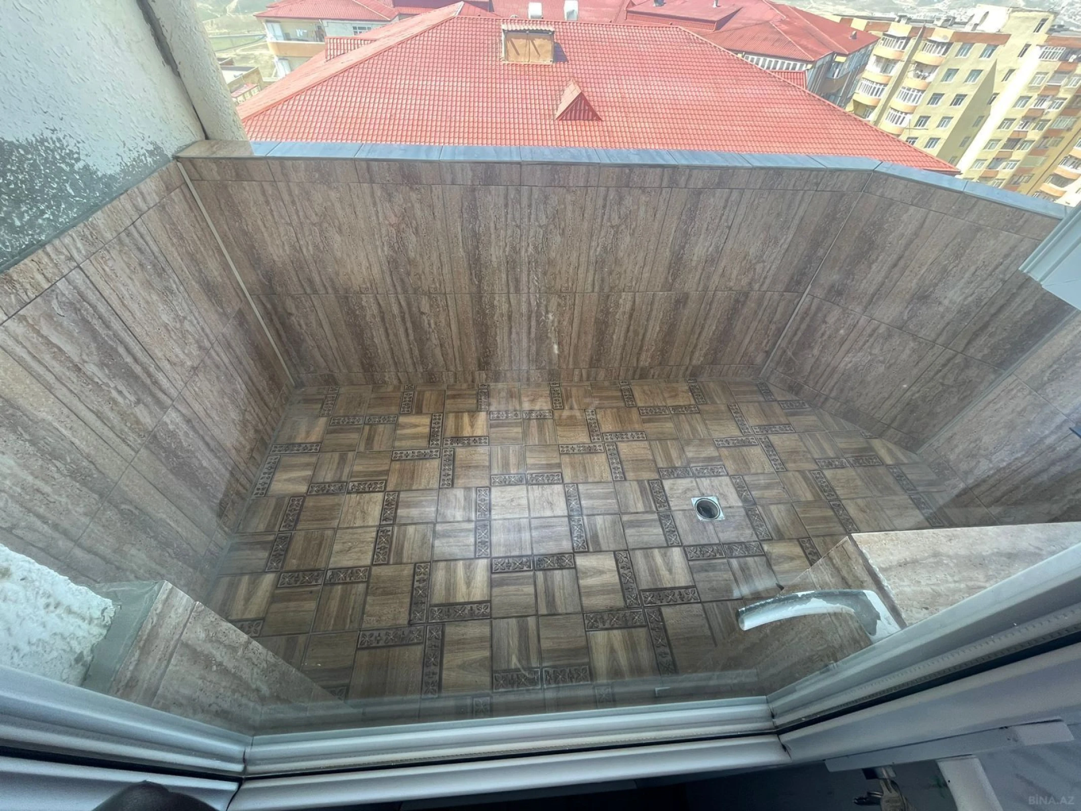 Kirayə verilir 3 otaqlı mənzil 100 m²