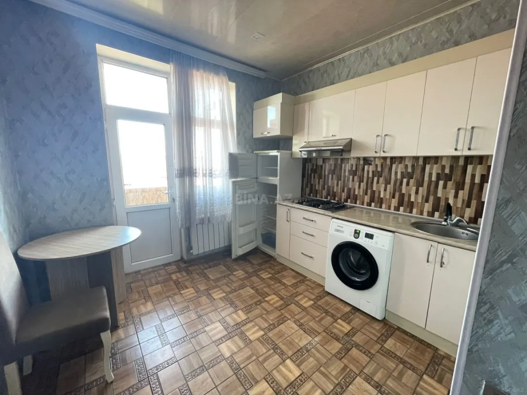 Kirayə verilir 3 otaqlı mənzil 100 m²